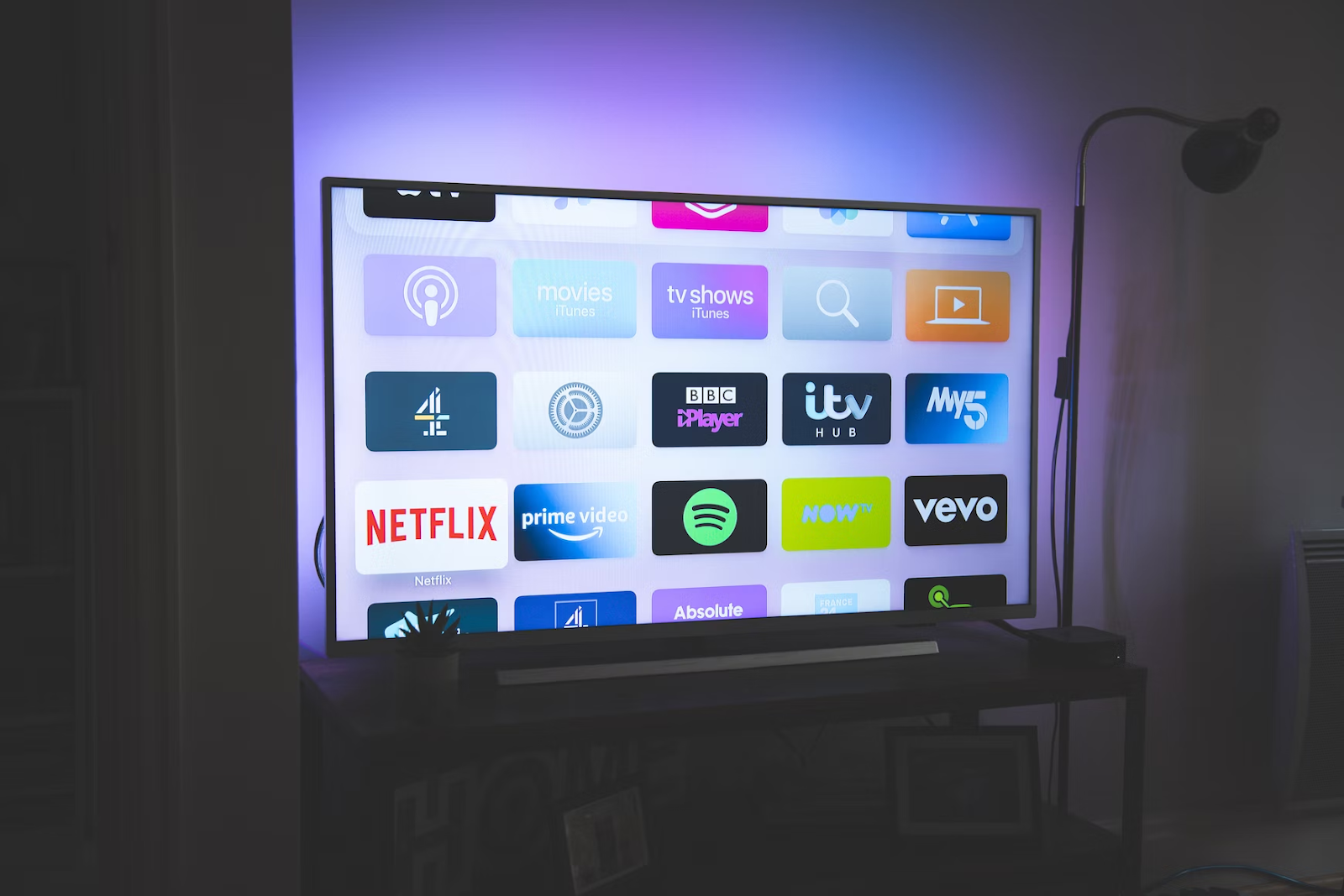 Top Tech Gadgets For Smart Tv